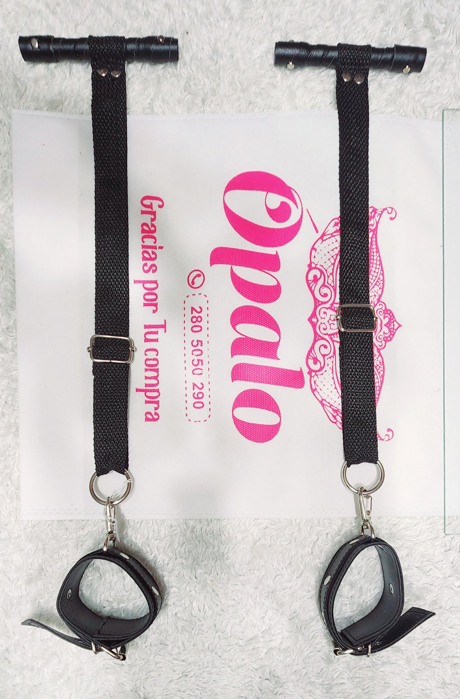 Esposas para puerta