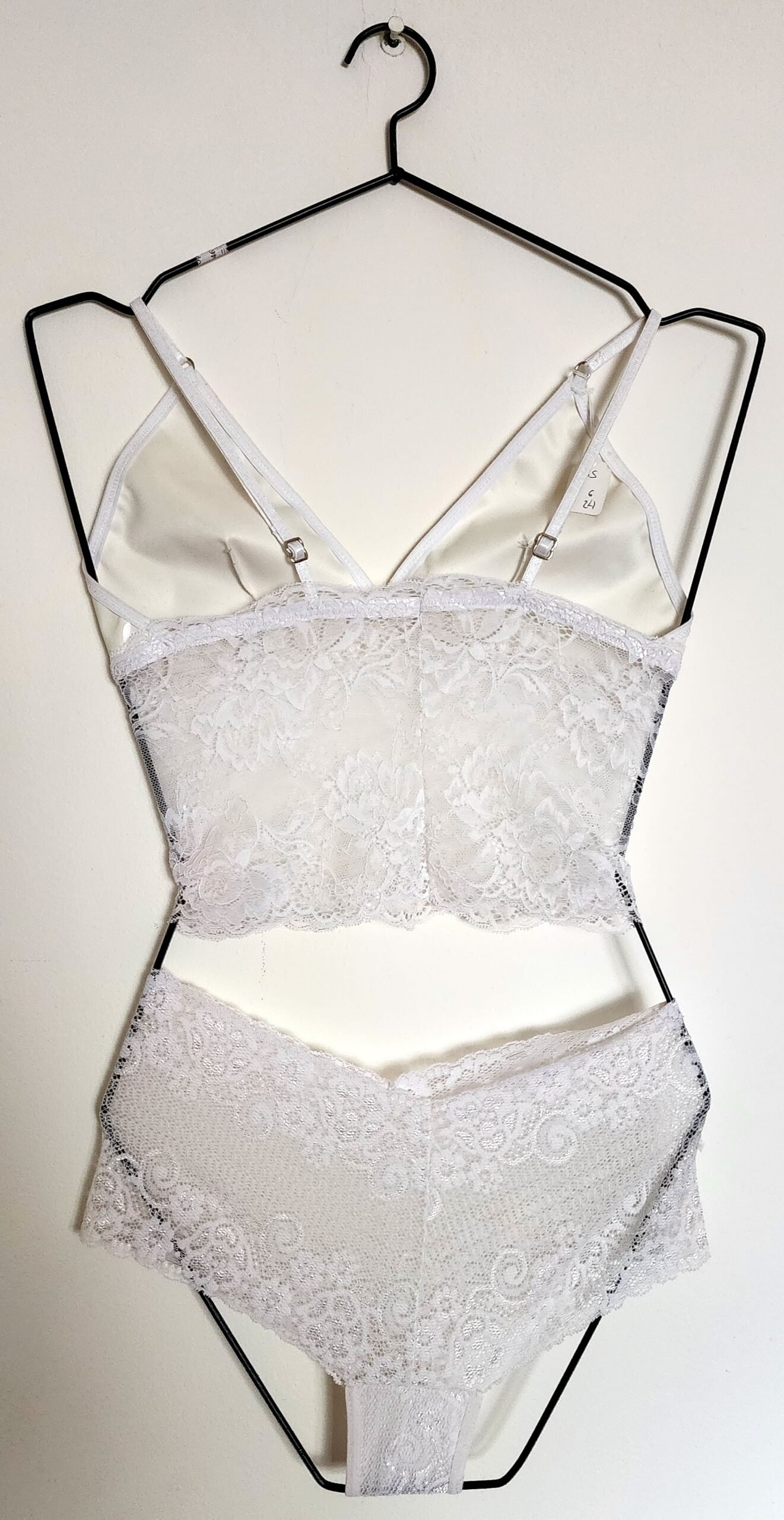 Bralette vinilo + culotte blanco T85 .- - Imagen 2