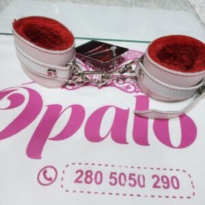 Esposas ecocuero blanco y peluche rojo