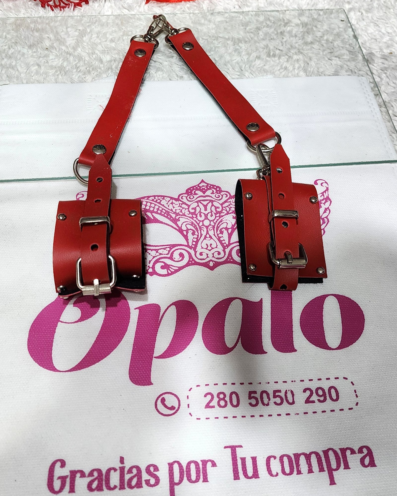 Esposas ecocuero Rojas
